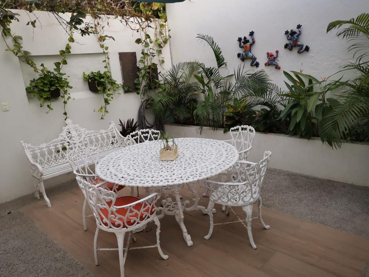 Doña Licha. Apartment p/4 pers. a 50 m del mar. Mazatlán Exterior foto